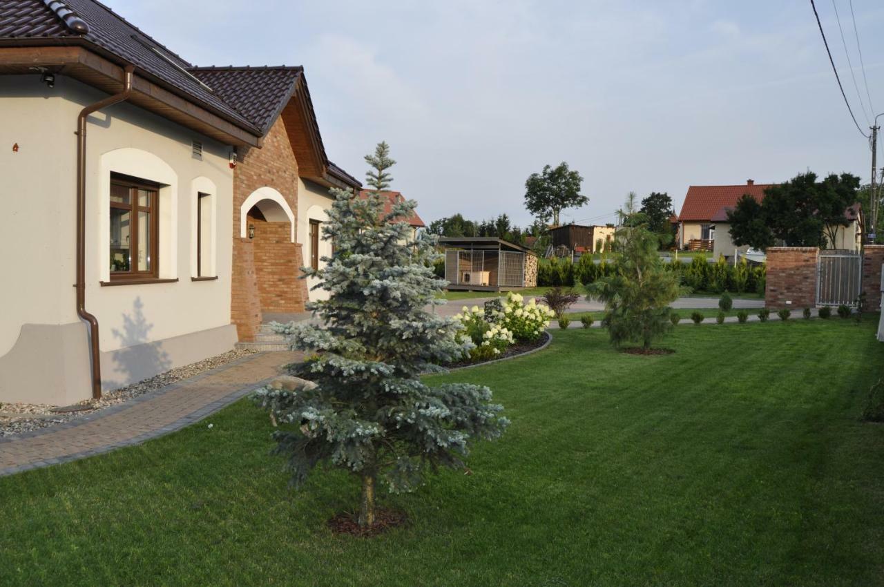 Dom Nad Jeziorem Jeziorany Kültér fotó